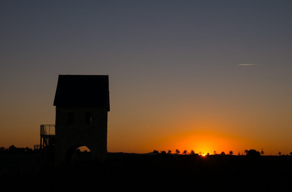 Kaiserpfalz Werla Sonnenuntergang