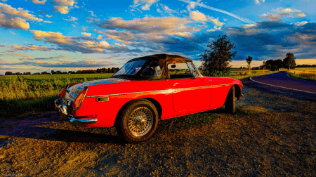 ...es geht wieder los... 197 Roter MGB