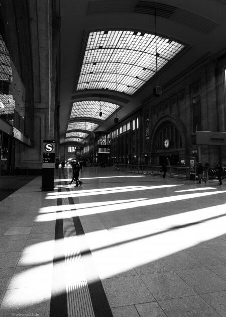 Lichtspiel 155 Schlaglicht im Leipziger Hbf