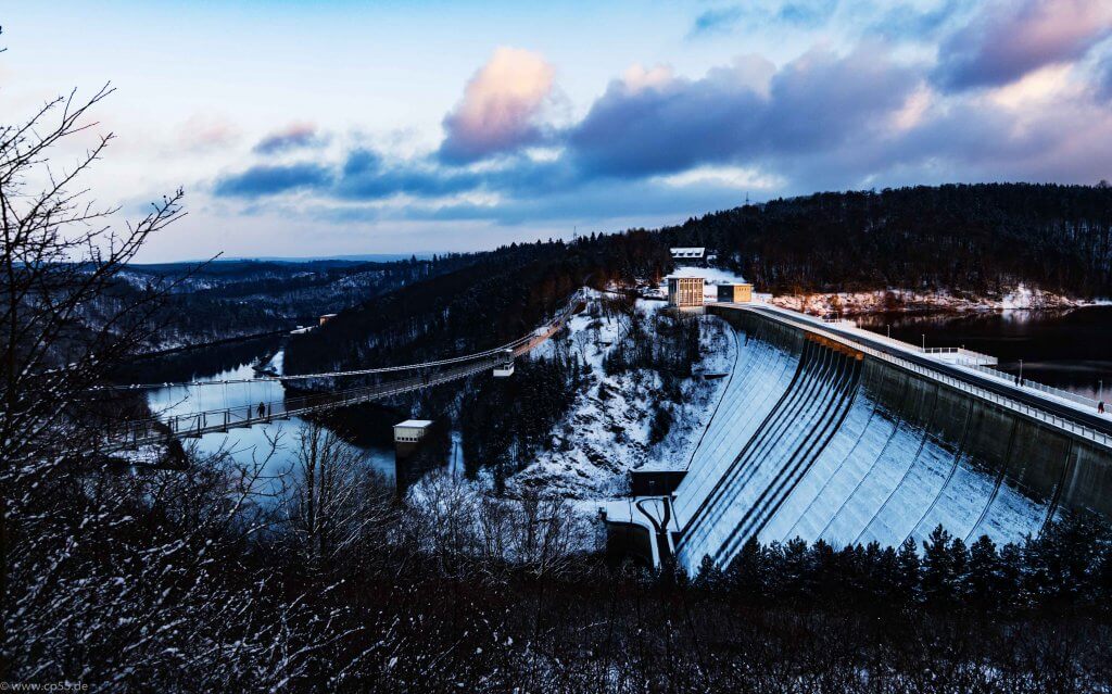 Rappbodetalsperre 1 Rappbodetal, Hängebrücke mit 458,5 Metern Gesamtlänge