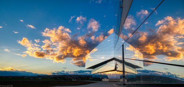 Wolkenspiel am Paläon 394 Sonnenuntergang, Spiegelung im Paläon