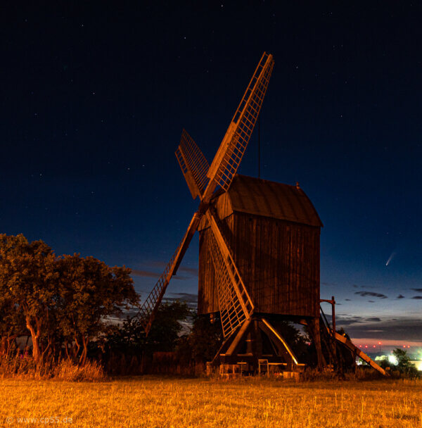 Neowise 338 Bockwindmühle und Komet Neowise