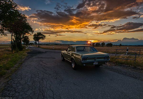 Come one 43 Pony with sundown